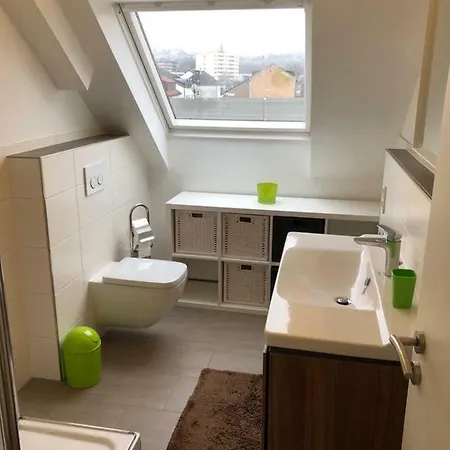 Ferienwohnung De-nys- Strasse